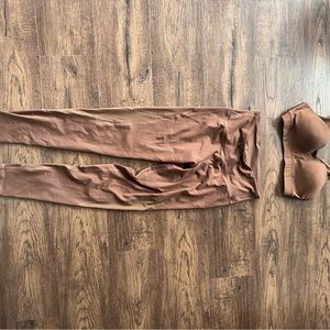 Old Navy matching activewear set (size M)